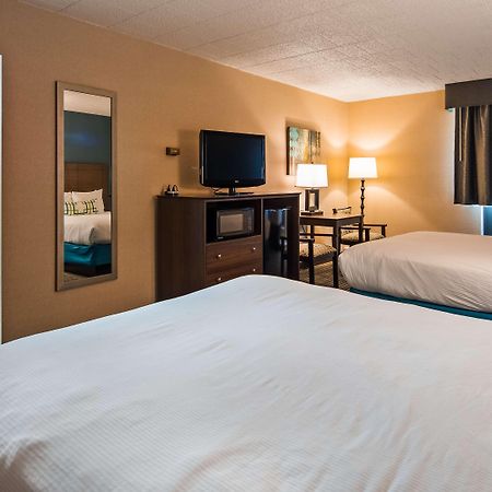 Best Western Woodhaven Inn Екстер'єр фото